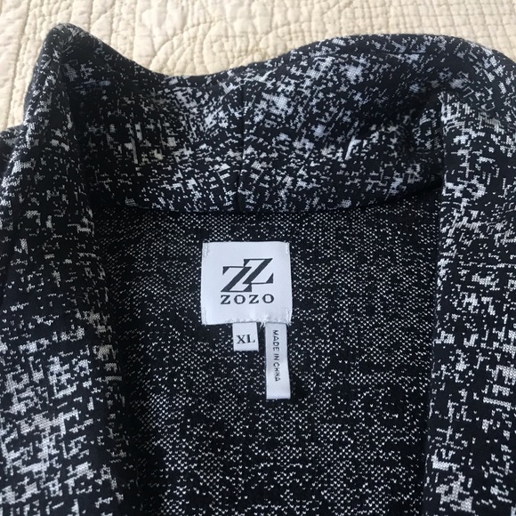 Jacket - Picture 3 of 4